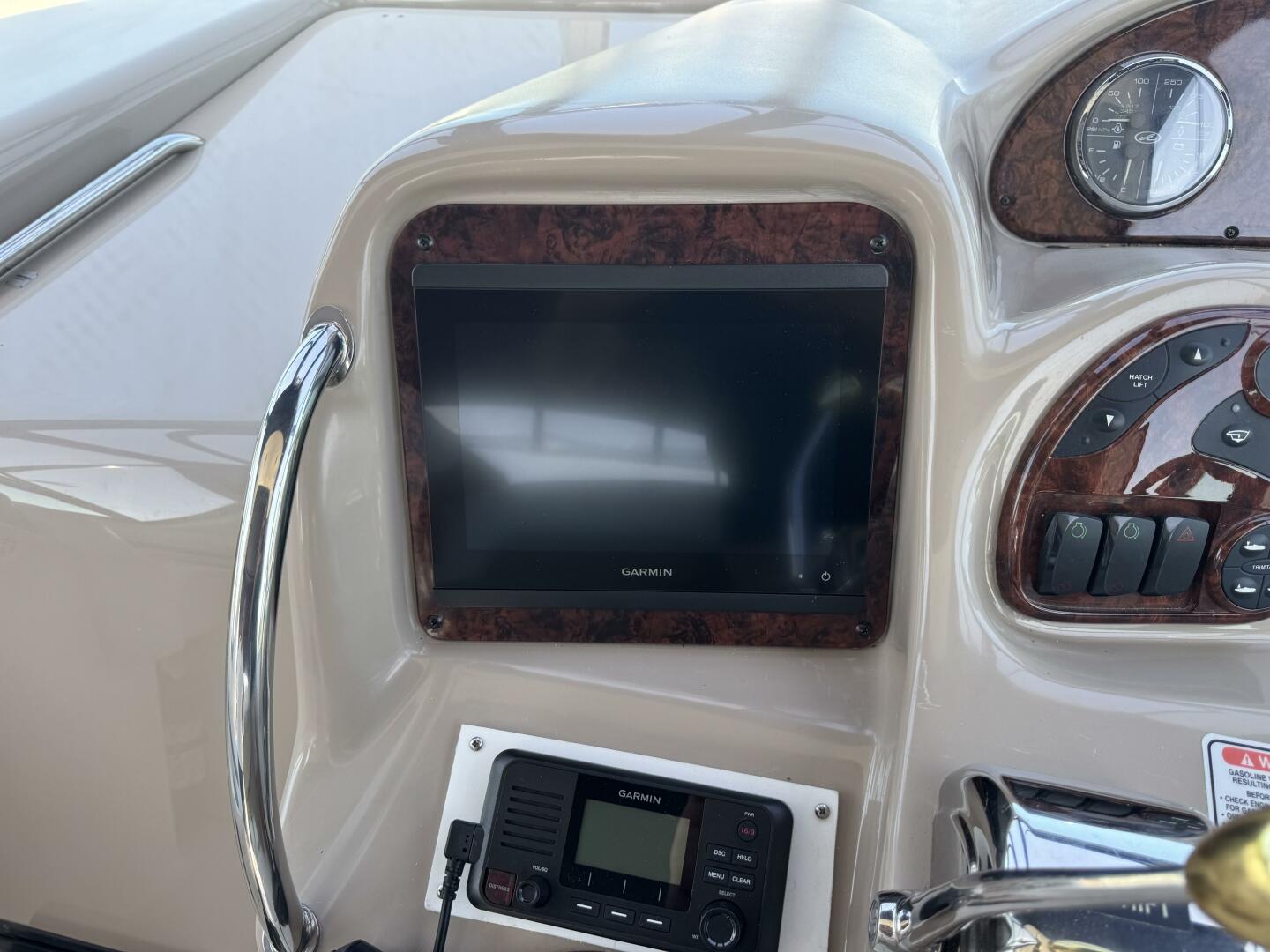 Slide: The Image of Sea Ray 320 Sundancer 2005 - 5459185