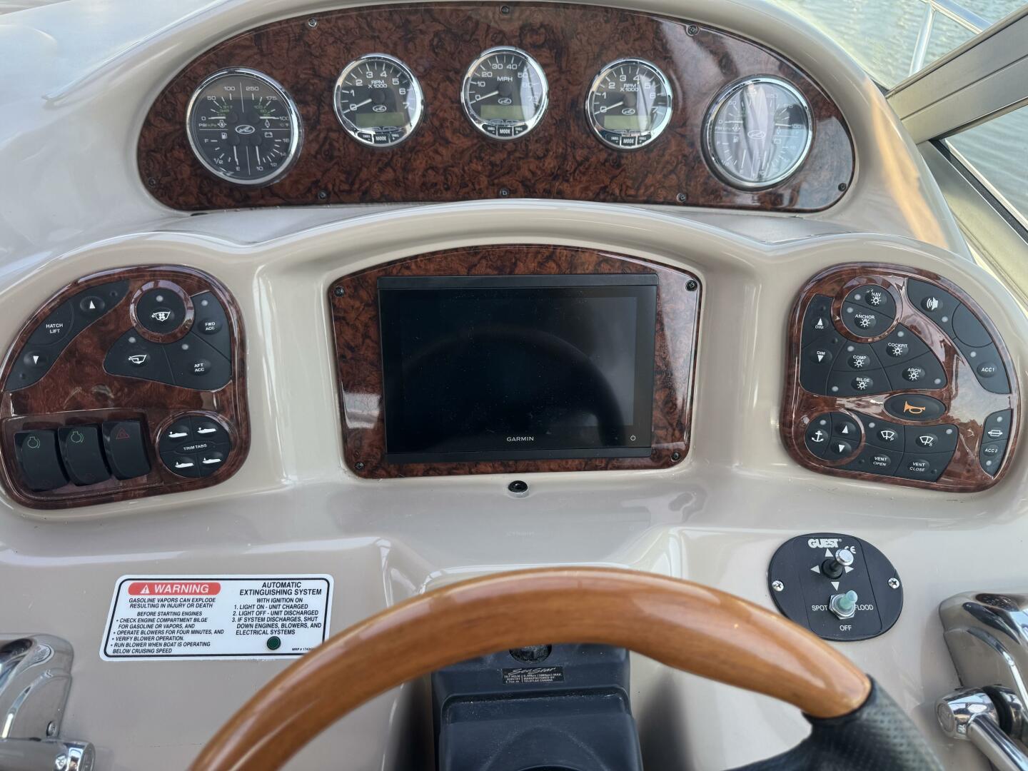 Slide: The Image of Sea Ray 320 Sundancer 2005 - 5459186