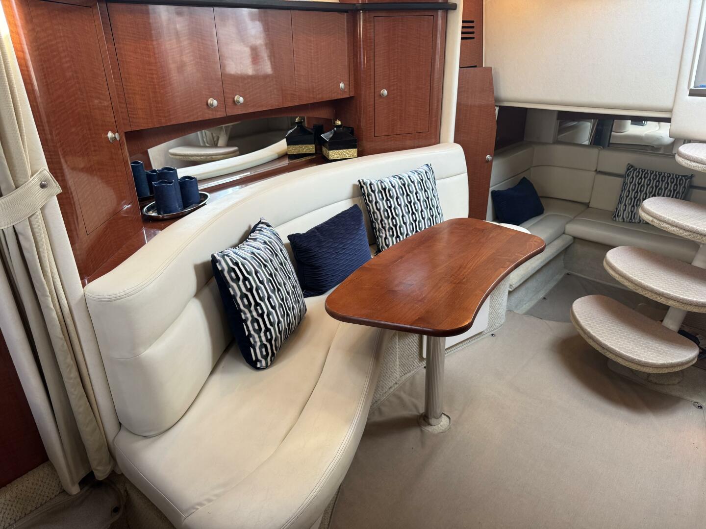 Slide: The Image of Sea Ray 320 Sundancer 2005 - 5459196