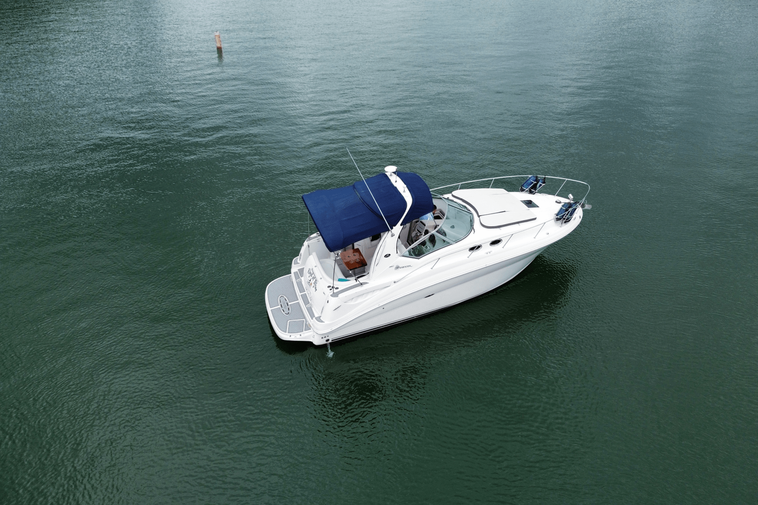 Slide: The Image of Sea Ray 320 Sundancer 2006 - 14