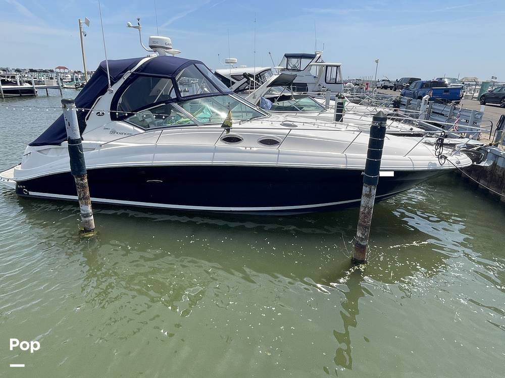 Slide: The Image of 2006 Sea Ray 320 Sundancer - 15569007