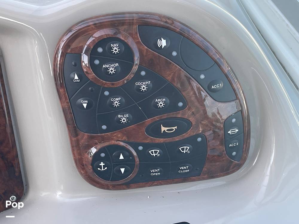 Slide: The Image of Sea Ray 320 Sundancer 2006 - 15572947