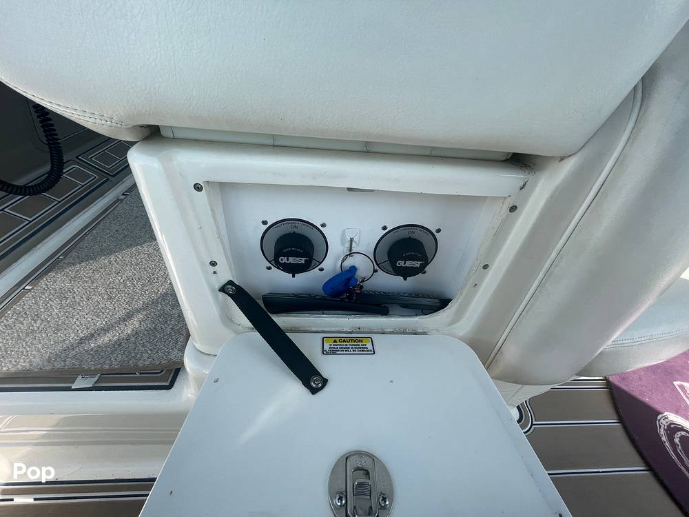 Slide: The Image of Sea Ray 320 Sundancer 2006 - 15572966