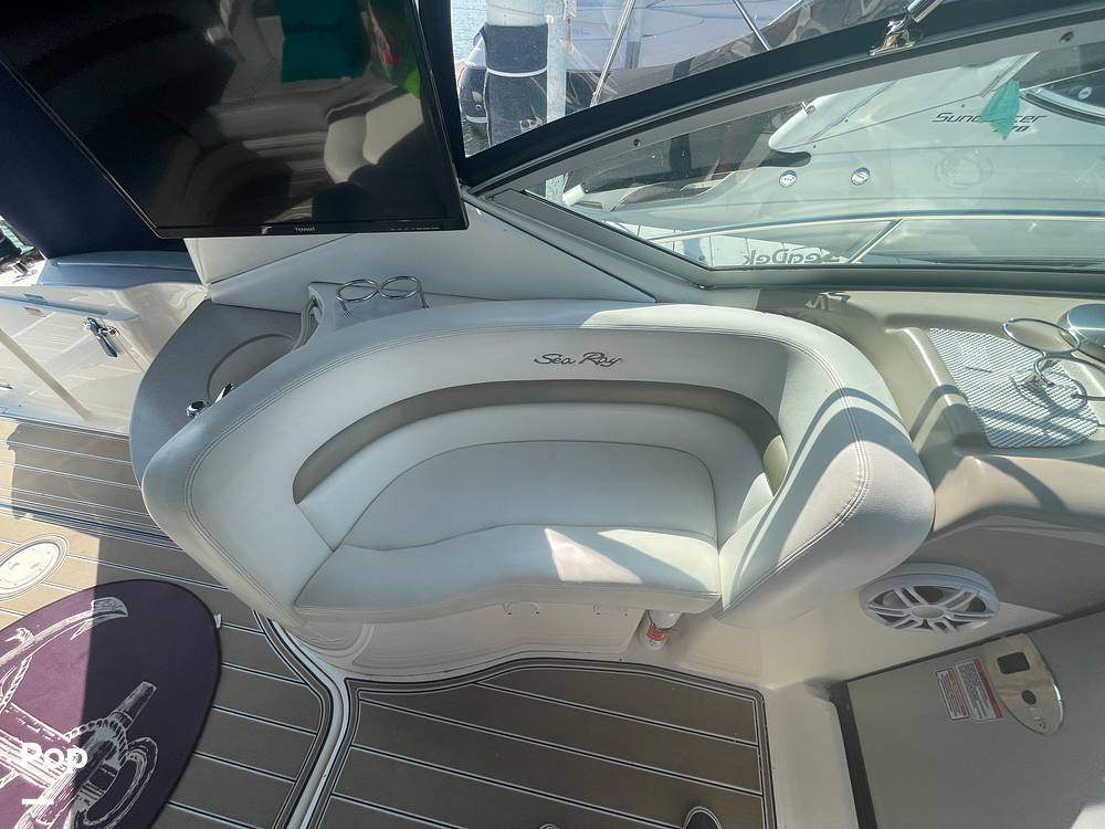 Slide: The Image of Sea Ray 320 Sundancer 2006 - 15572967