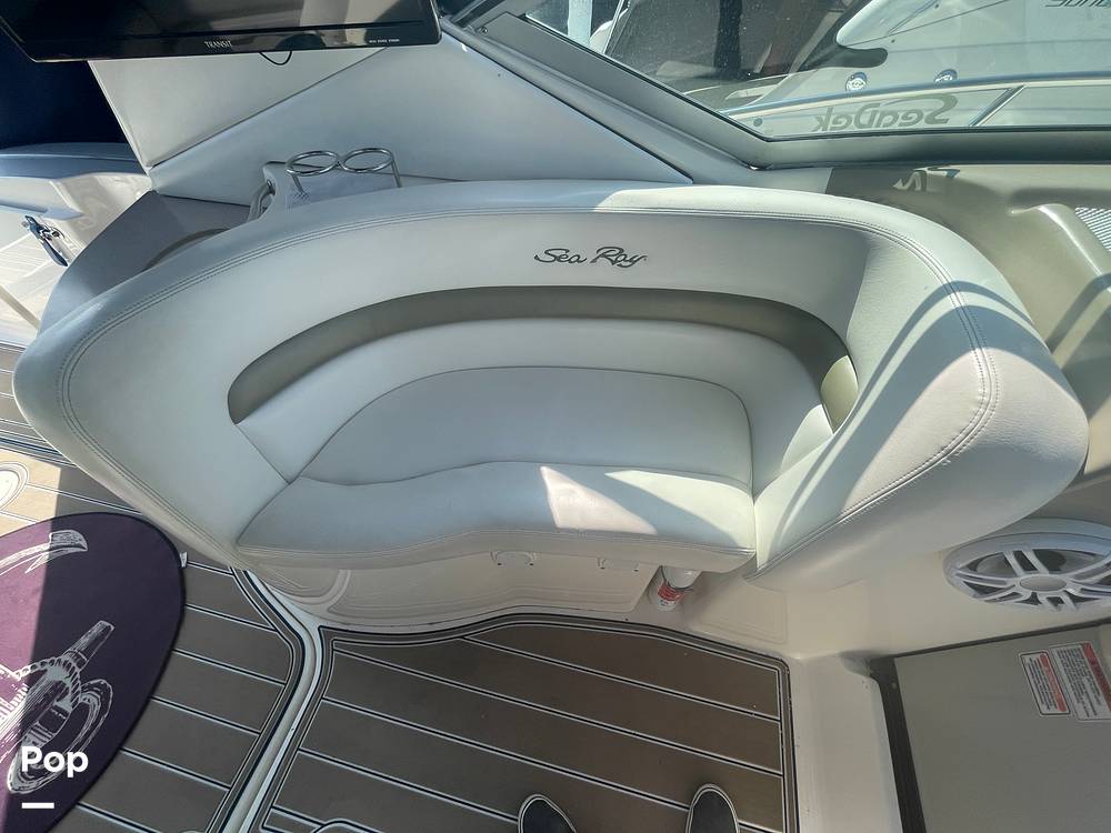 Slide: The Image of Sea Ray 320 Sundancer 2006 - 15572968