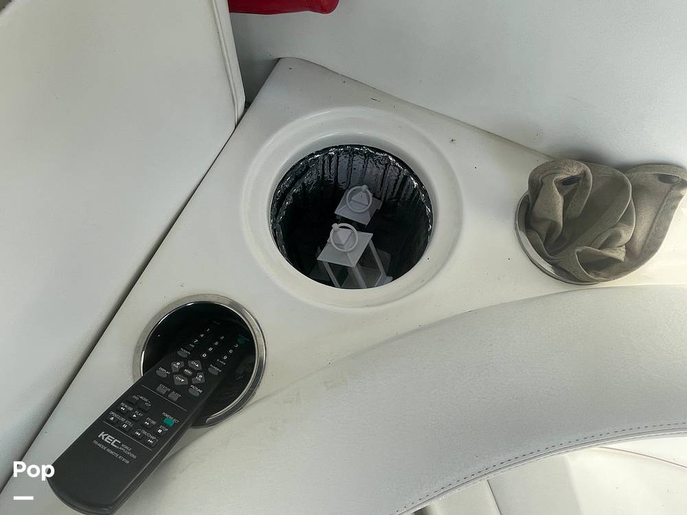 Slide: The Image of Sea Ray 320 Sundancer 2006 - 15572989