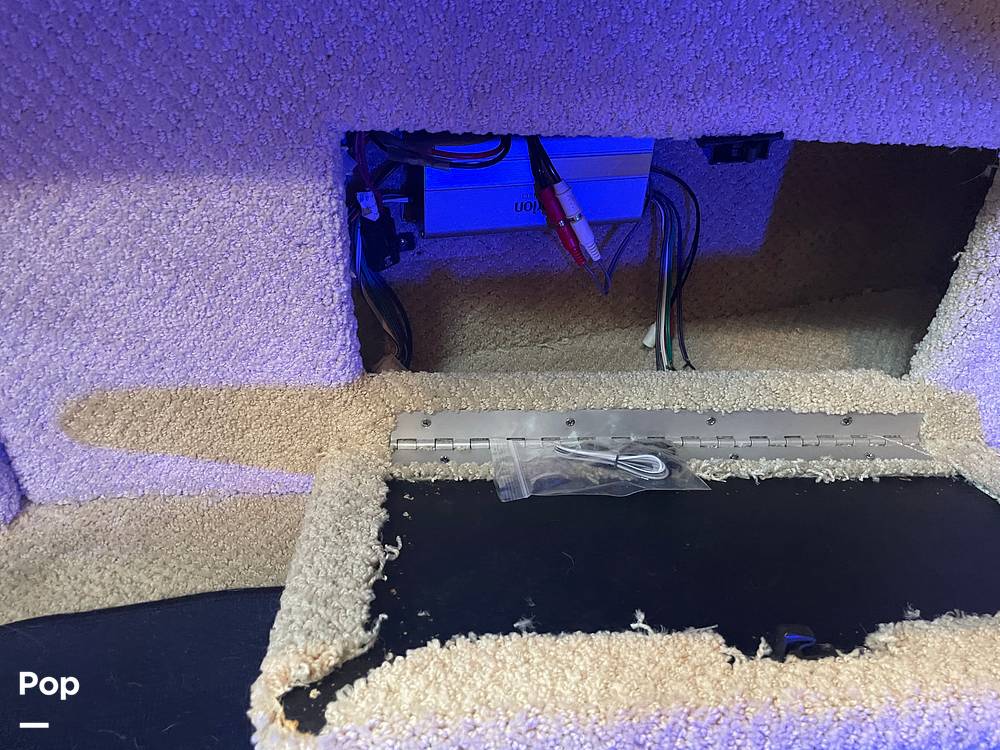 Slide: The Image of Sea Ray 320 Sundancer 2006 - 15573059