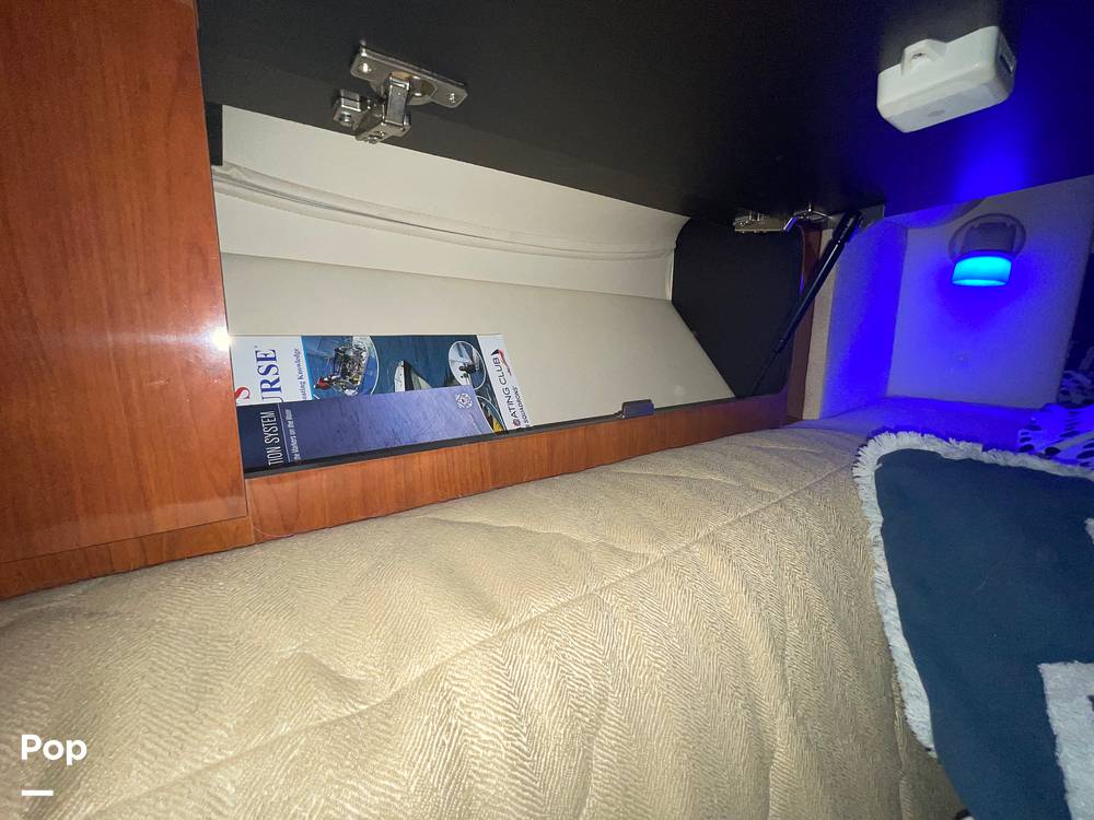 Slide: The Image of Sea Ray 320 Sundancer 2006 - 15573074