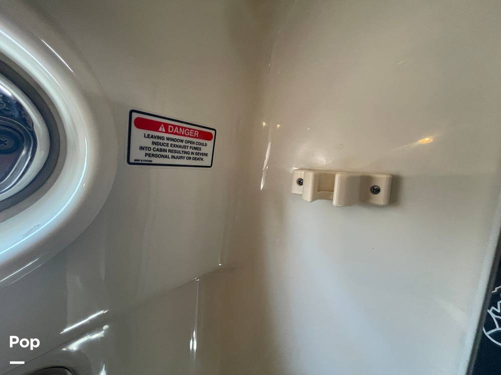 Slide: The Image of Sea Ray 320 Sundancer 2006 - 15573105