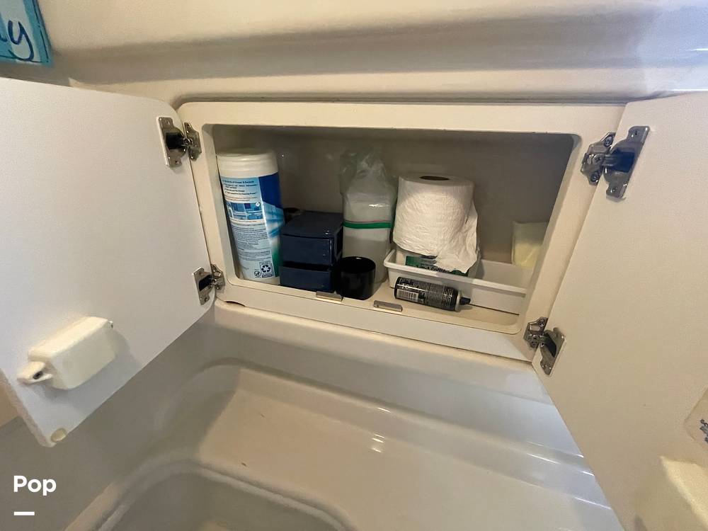 Slide: The Image of Sea Ray 320 Sundancer 2006 - 15573110