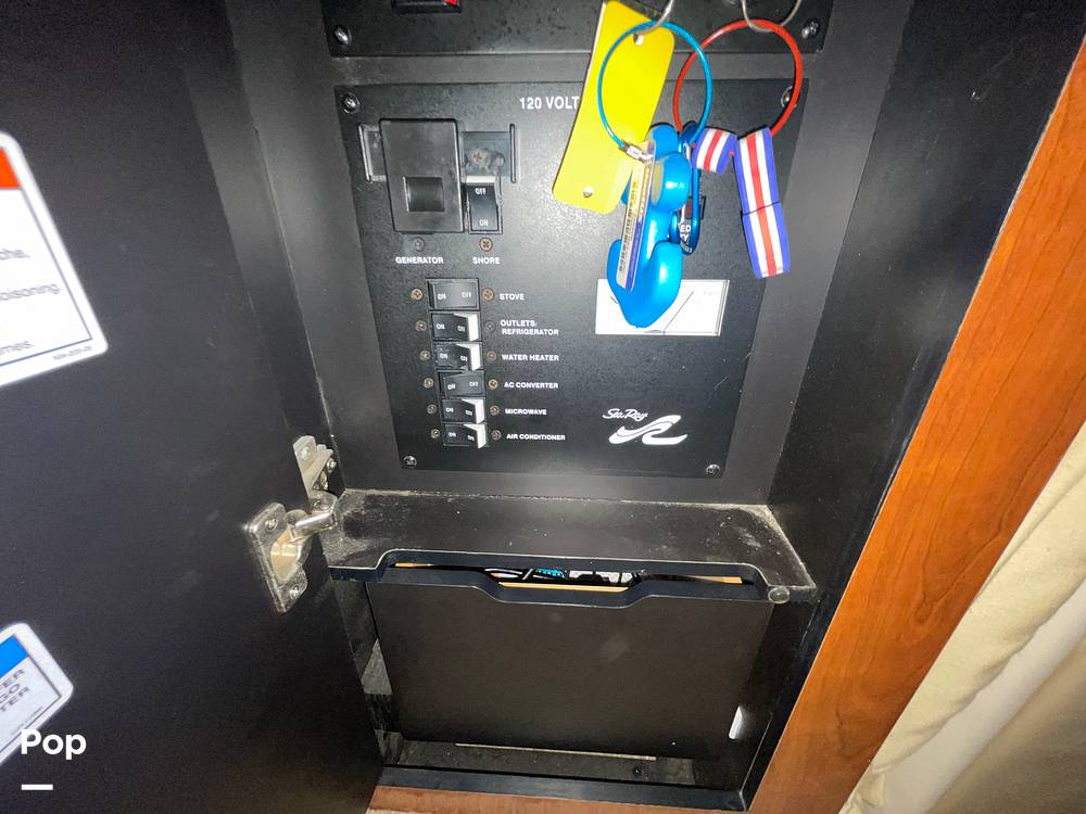 Slide: The Image of Sea Ray 320 Sundancer 2006 - 15573125