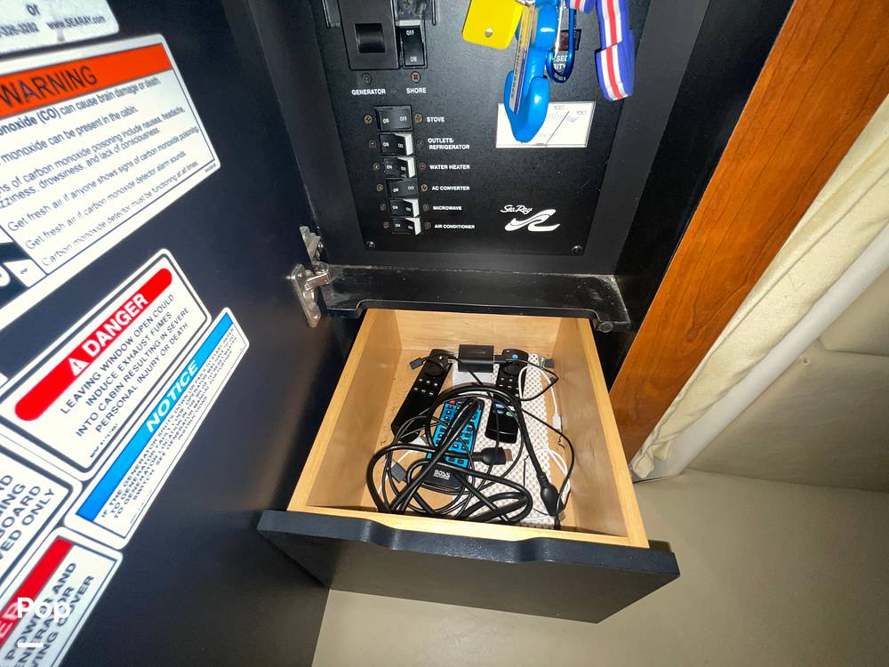 Slide: The Image of Sea Ray 320 Sundancer 2006 - 15573126