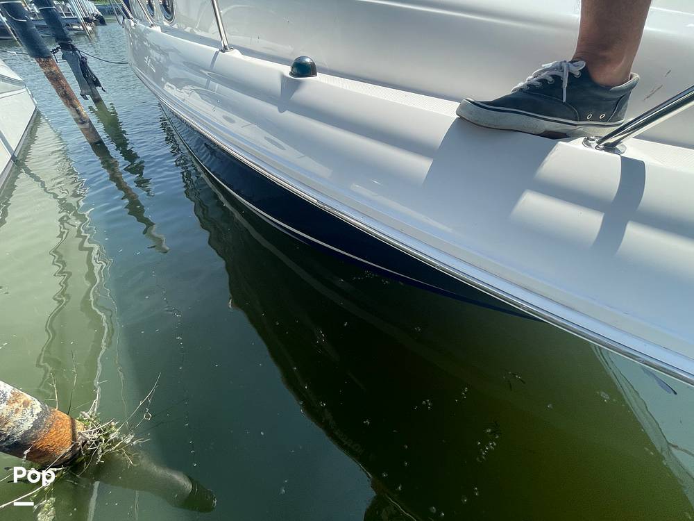 Slide: The Image of Sea Ray 320 Sundancer 2006 - 15573603