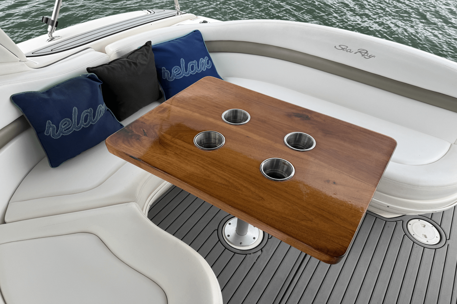 Slide: The Image of Sea Ray 320 Sundancer 2006 - 22