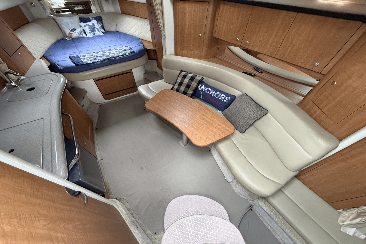 Slide: The Image of Sea Ray 320 Sundancer 2006 - 23