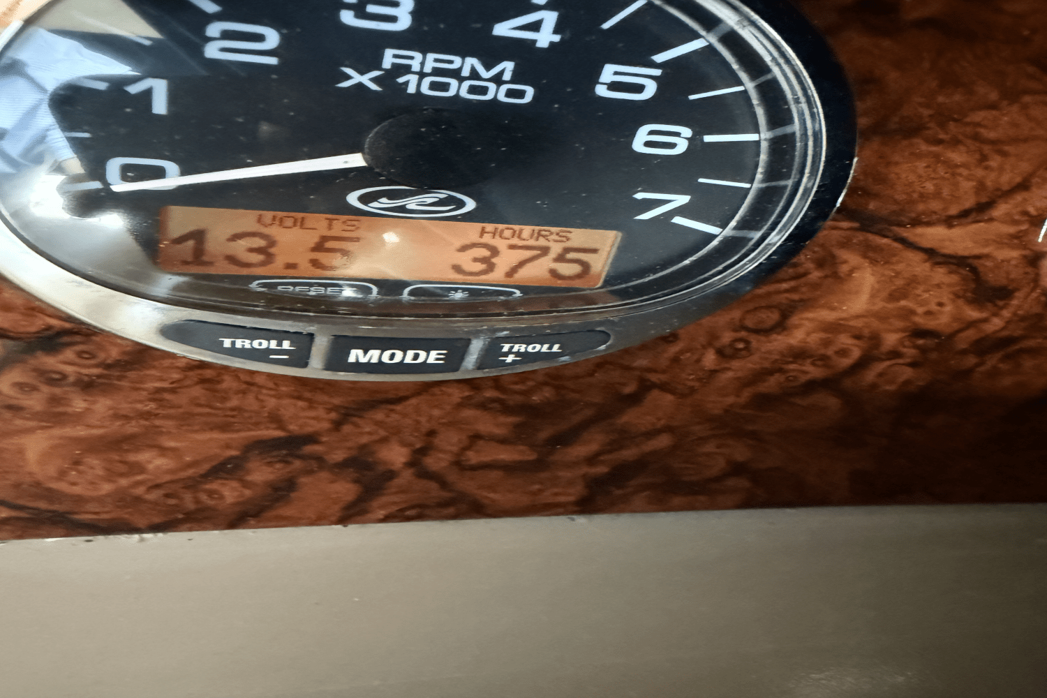 Slide: The Image of Sea Ray 320 Sundancer 2006 - 33