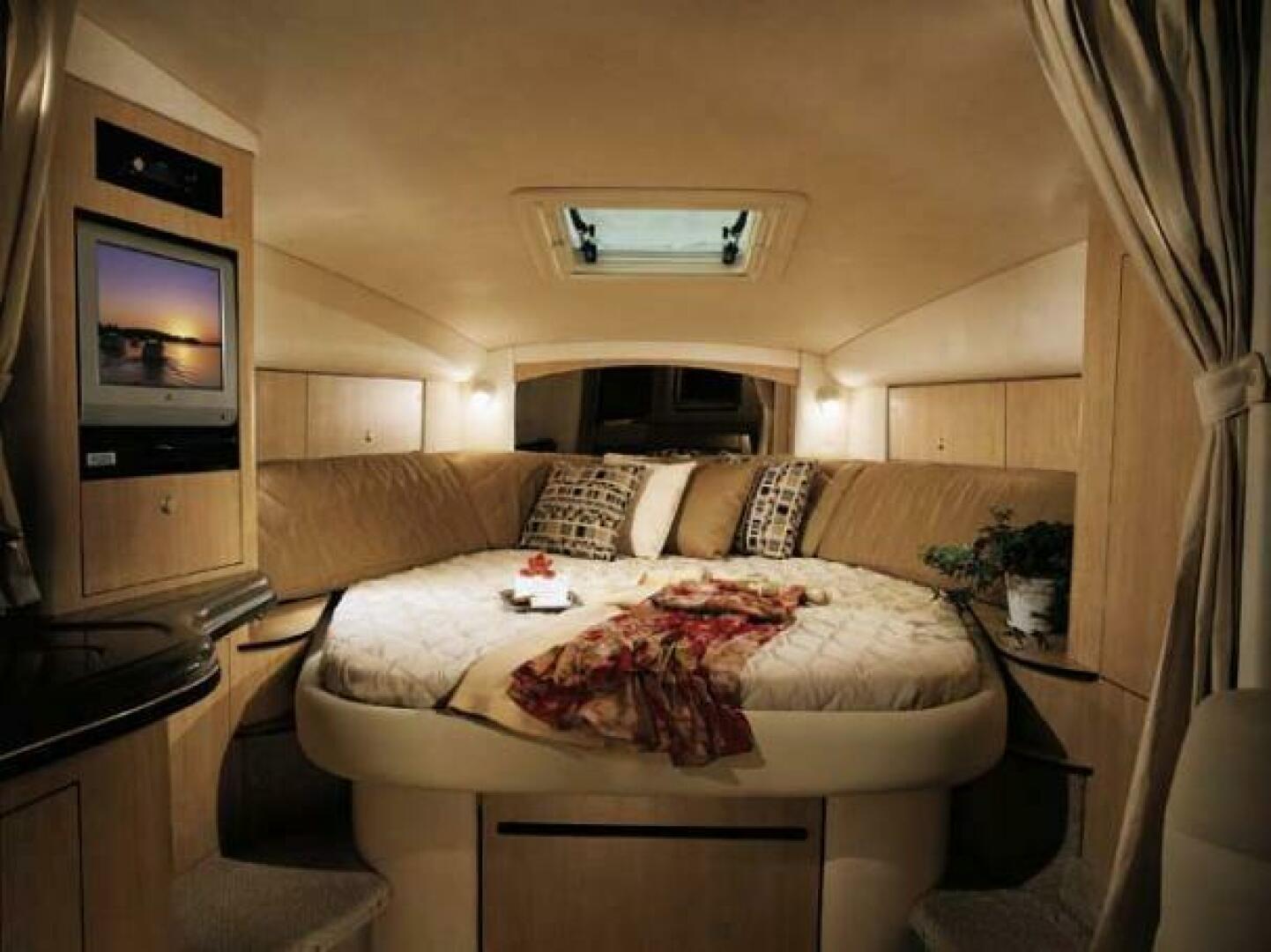 Slide: The Image of Sea Ray 320 Sundancer 2006 - 4804454