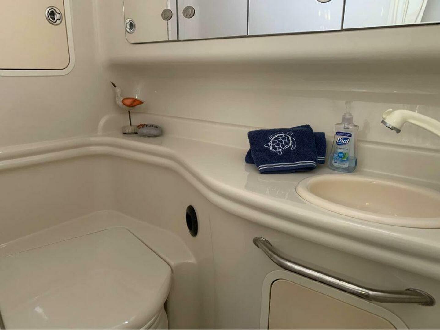 Slide: The Image of Sea Ray 320 Sundancer 2006 - 4804461