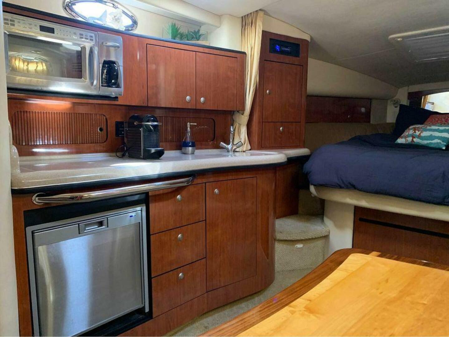 Slide: The Image of Sea Ray 320 Sundancer 2006 - 4804462