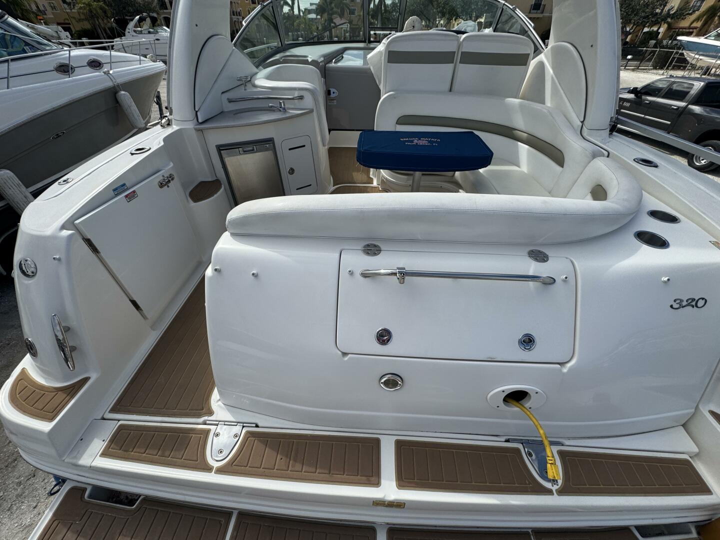 Slide: The Image of Sea Ray 320 Sundancer 2006 - 5400206