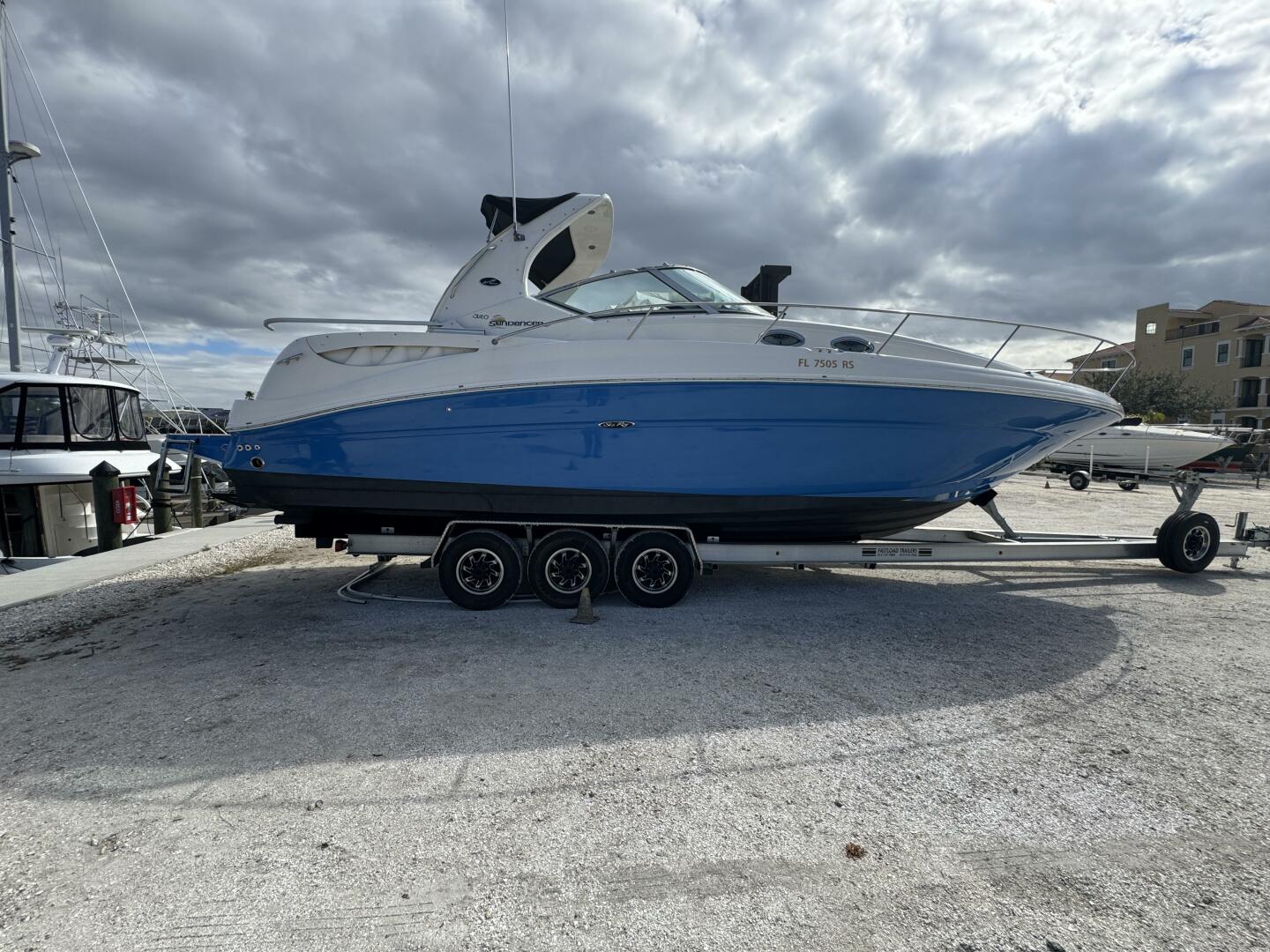 Slide: The Image of Sea Ray 320 Sundancer 2006 - 5400209