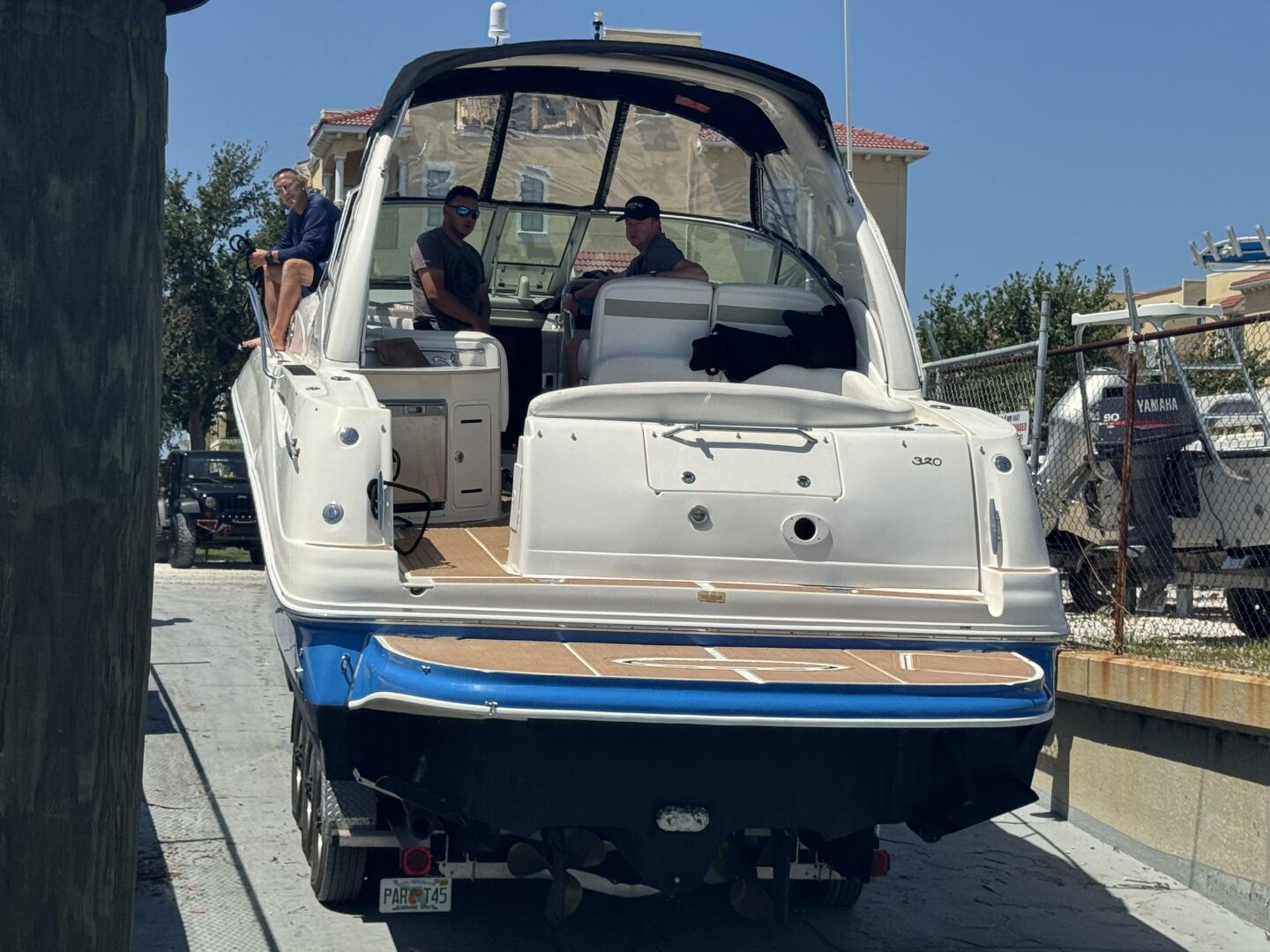 Slide: The Image of Sea Ray 320 Sundancer 2006 - 5400211