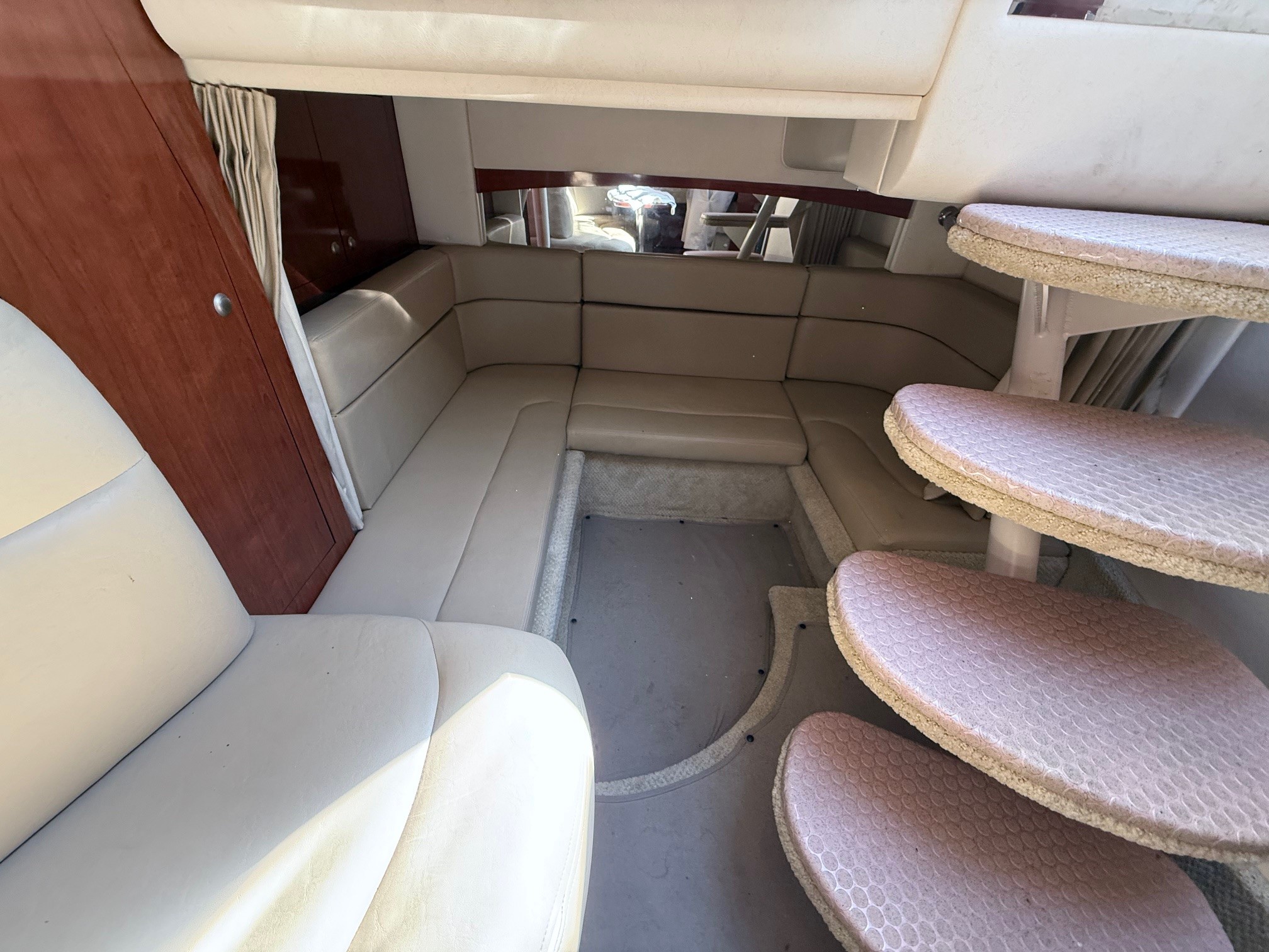 Slide: The Image of Sea Ray 320 SUNDANCER 2007 - 12