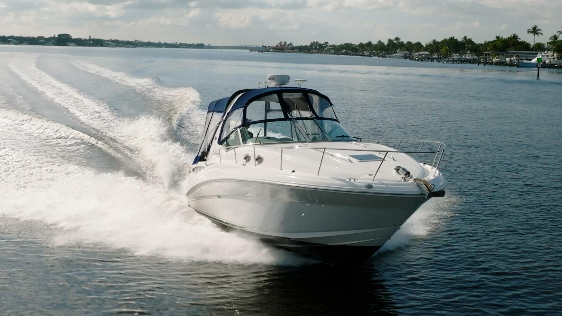 Slide: The Image of Sea Ray 320 Sundancer 2007 - 5040357