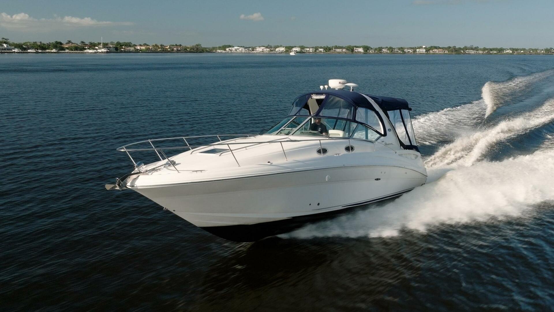 Slide: The Image of Sea Ray 320 Sundancer 2007 - 5040362