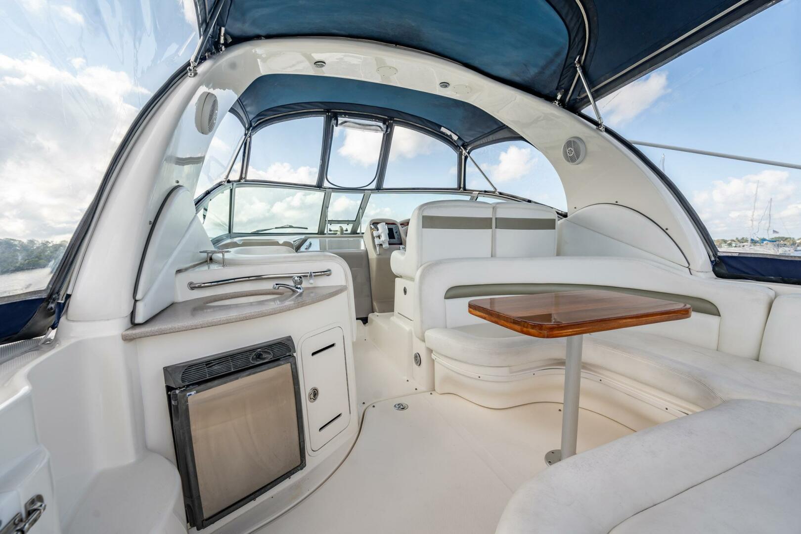 Slide: The Image of Sea Ray 320 Sundancer 2007 - 5040371