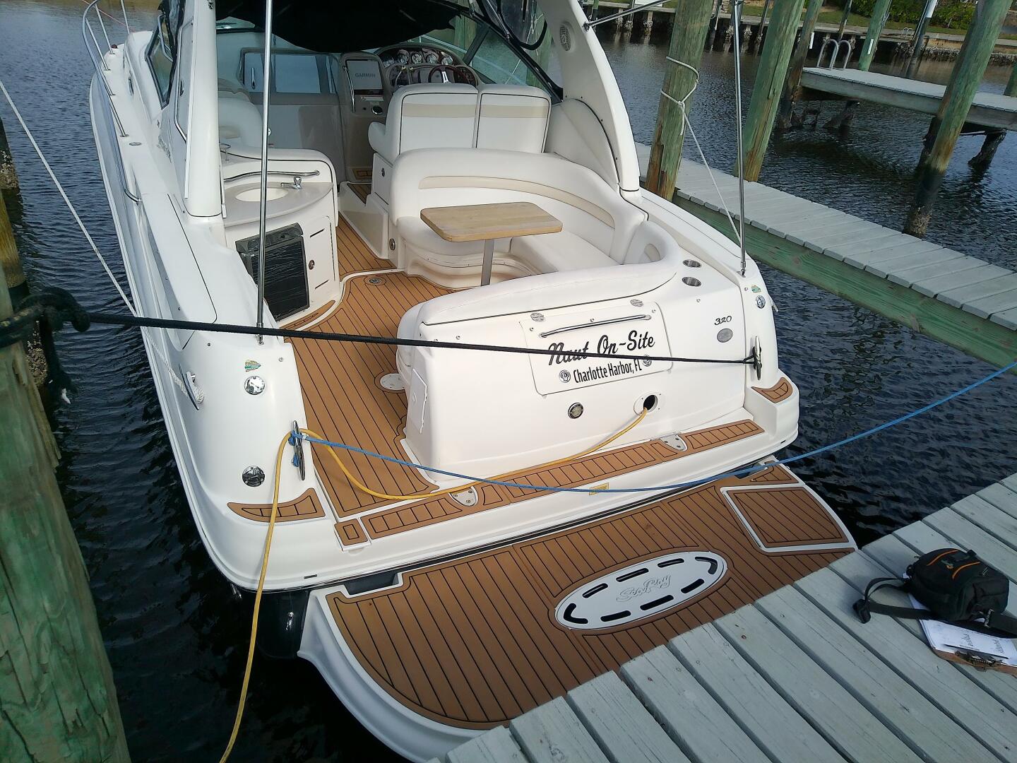 Slide: The Image of Sea Ray 320 Sundancer 2008 - 4950257