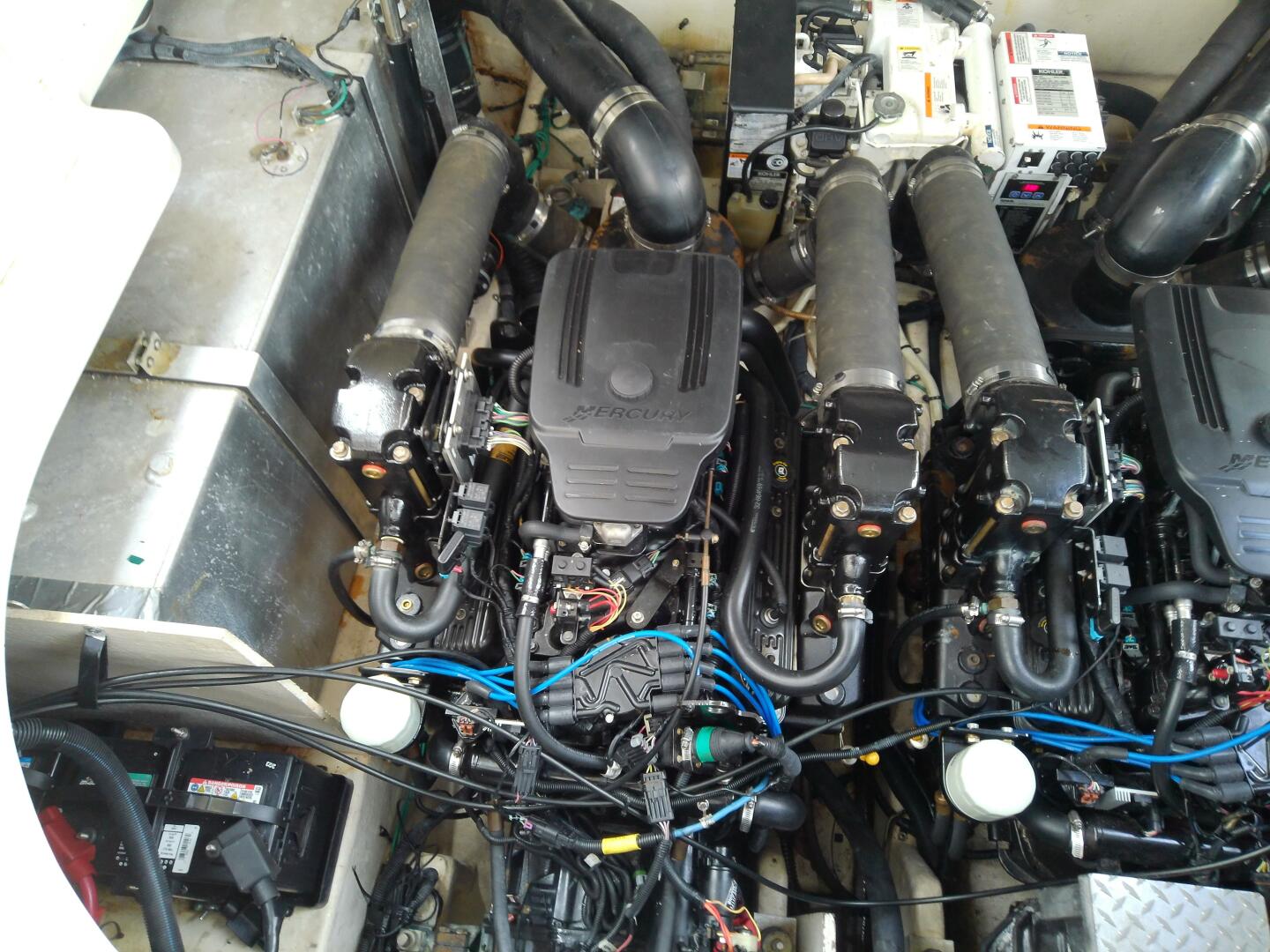 Slide: The Image of Sea Ray 320 Sundancer 2008 - 4950279