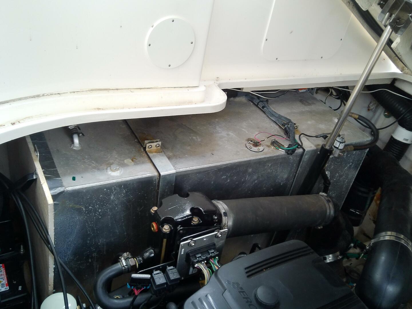 Slide: The Image of Sea Ray 320 Sundancer 2008 - 4950283