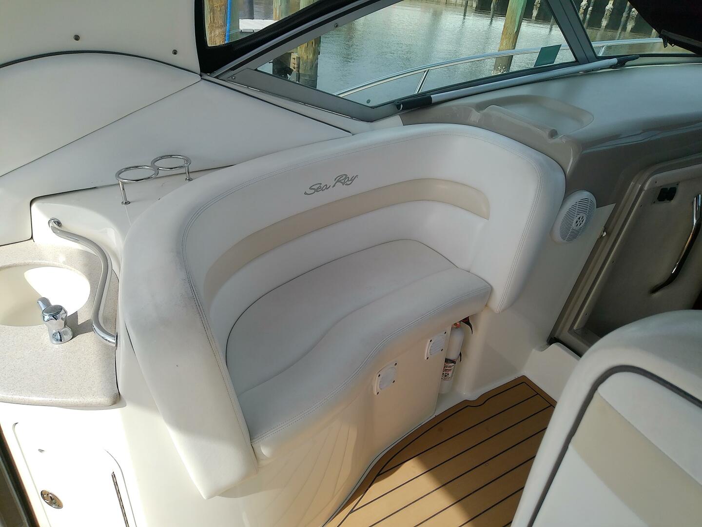 Slide: The Image of Sea Ray 320 Sundancer 2008 - 4950312