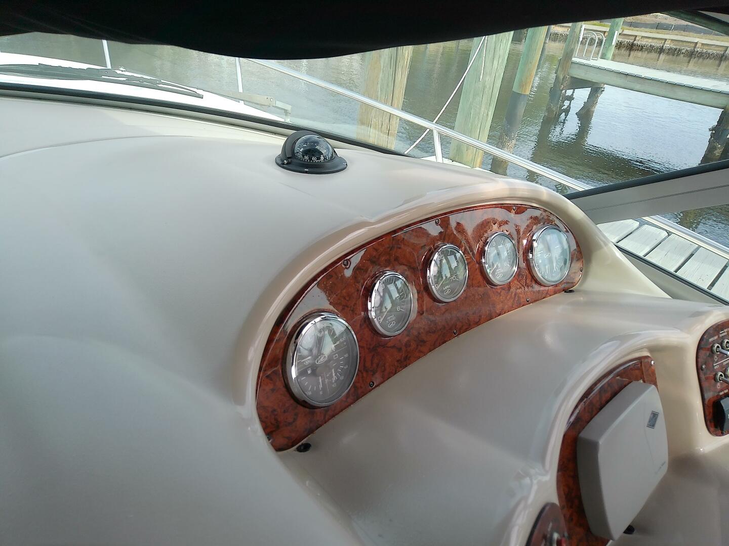 Slide: The Image of Sea Ray 320 Sundancer 2008 - 4950318