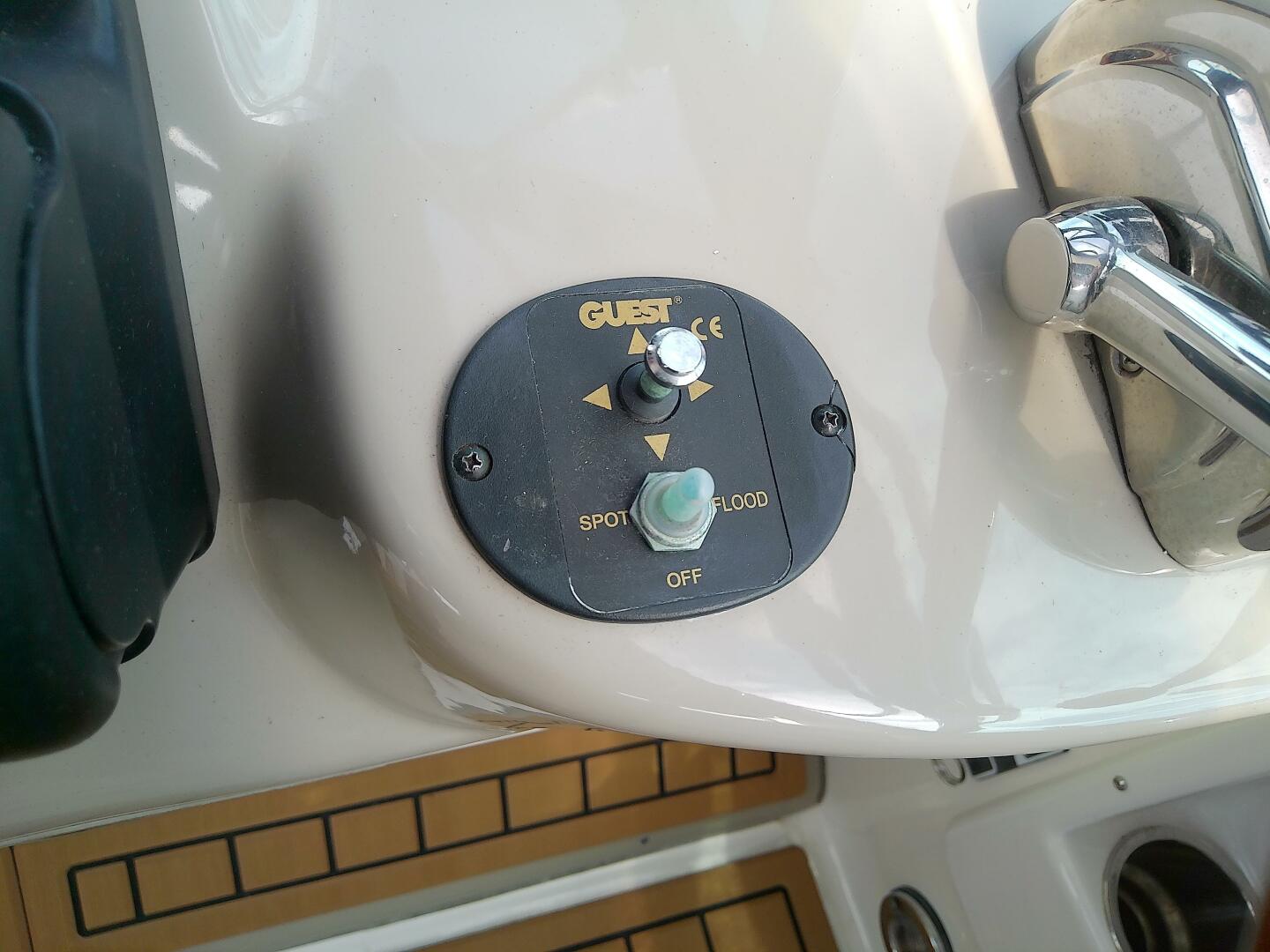 Slide: The Image of Sea Ray 320 Sundancer 2008 - 4950330