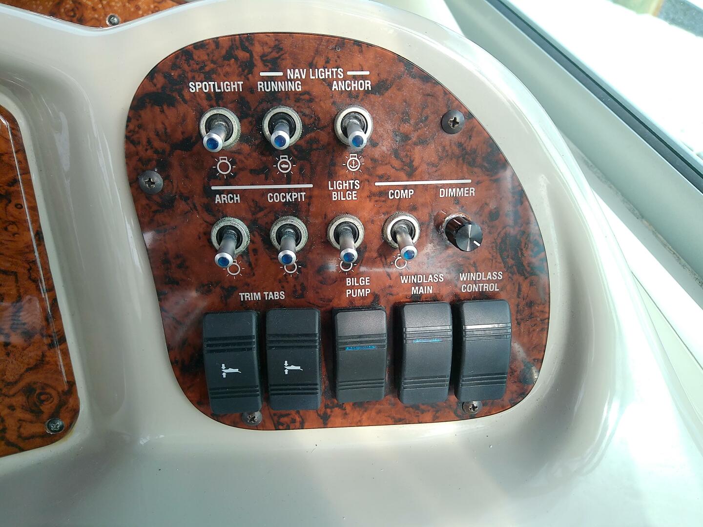 Slide: The Image of Sea Ray 320 Sundancer 2008 - 4950342