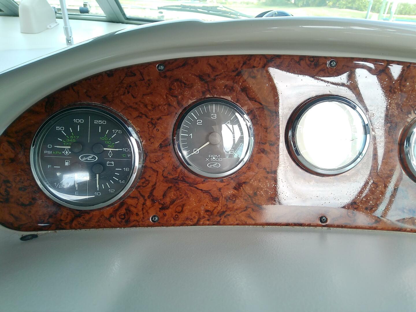 Slide: The Image of Sea Ray 320 Sundancer 2008 - 4950344