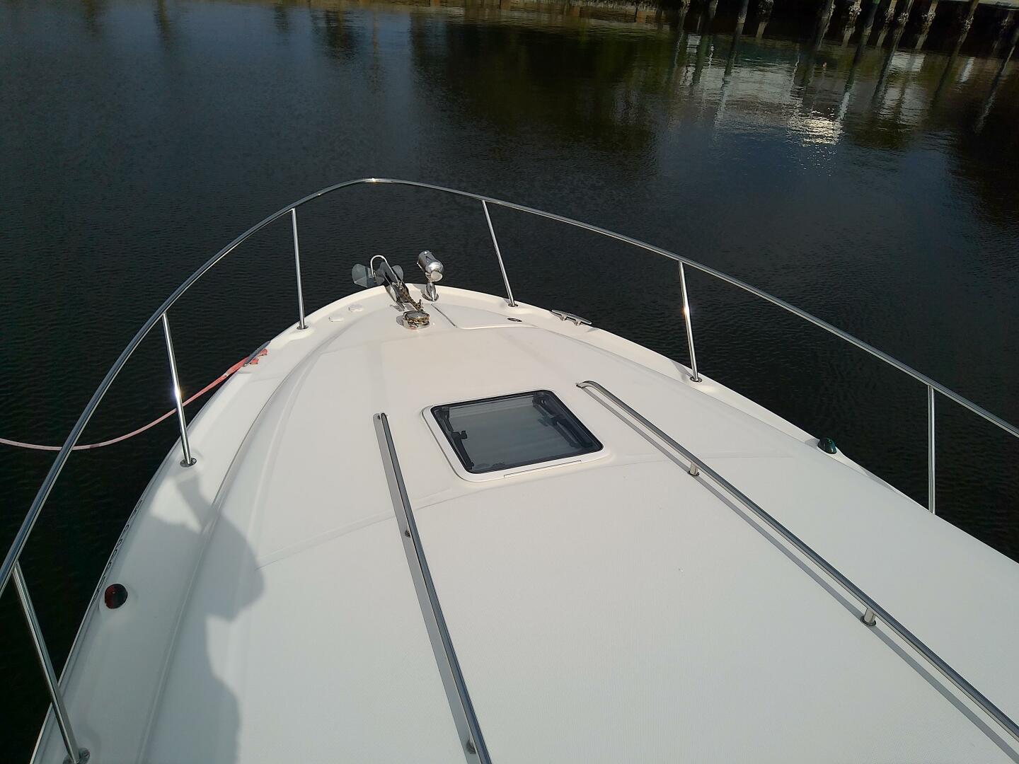 Slide: The Image of Sea Ray 320 Sundancer 2008 - 4950351