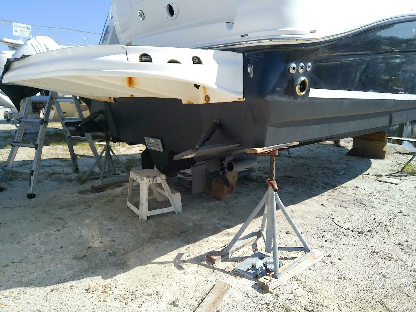 Slide: The Image of Sea Ray 320 Sundancer 2008 - 5565026