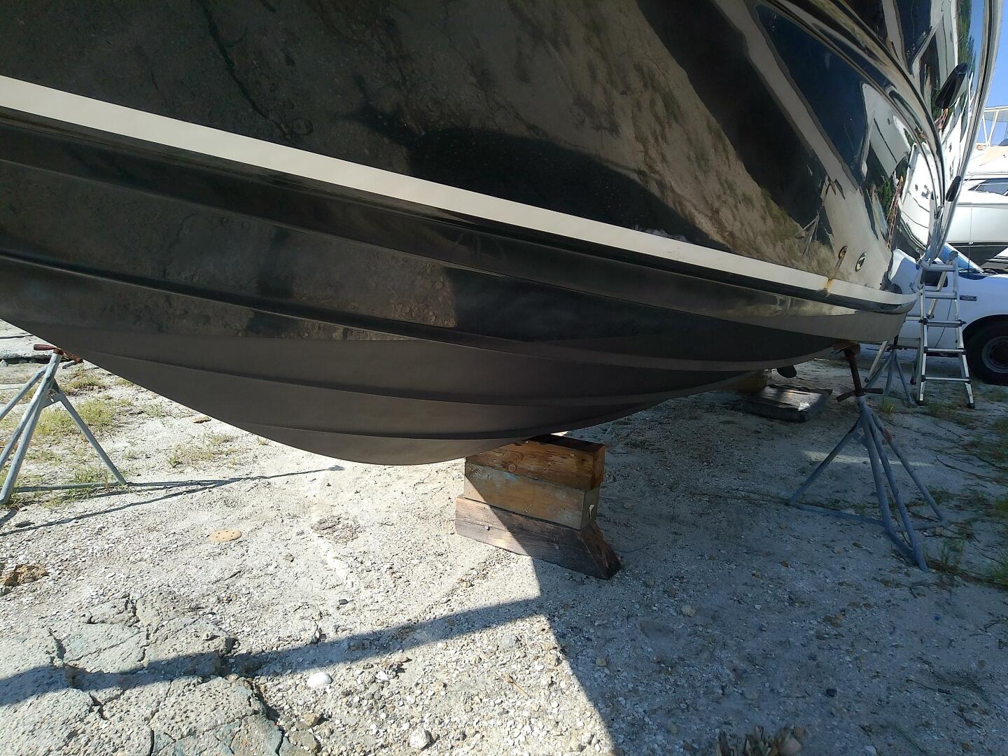 Slide: The Image of Sea Ray 320 Sundancer 2008 - 5565029