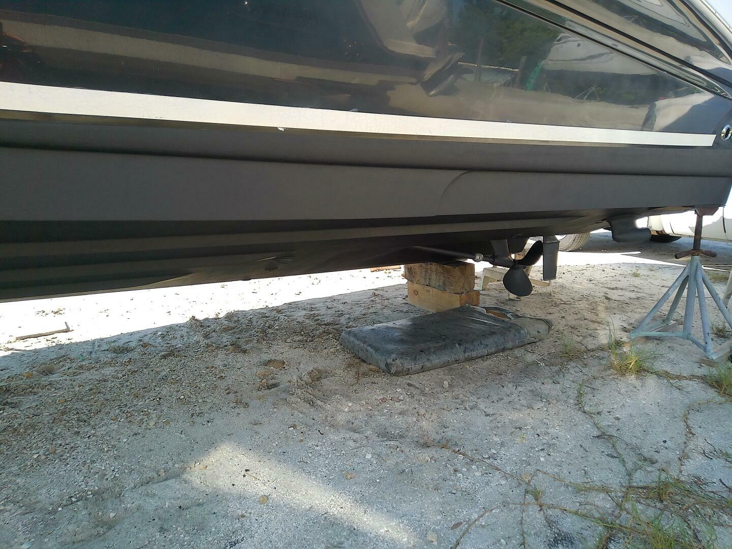 Slide: The Image of Sea Ray 320 Sundancer 2008 - 5565030