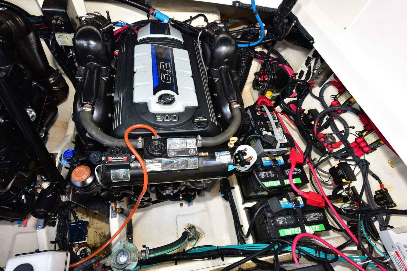 Slide: The Image of Sea Ray 320 Sundancer 2019 - 4580366