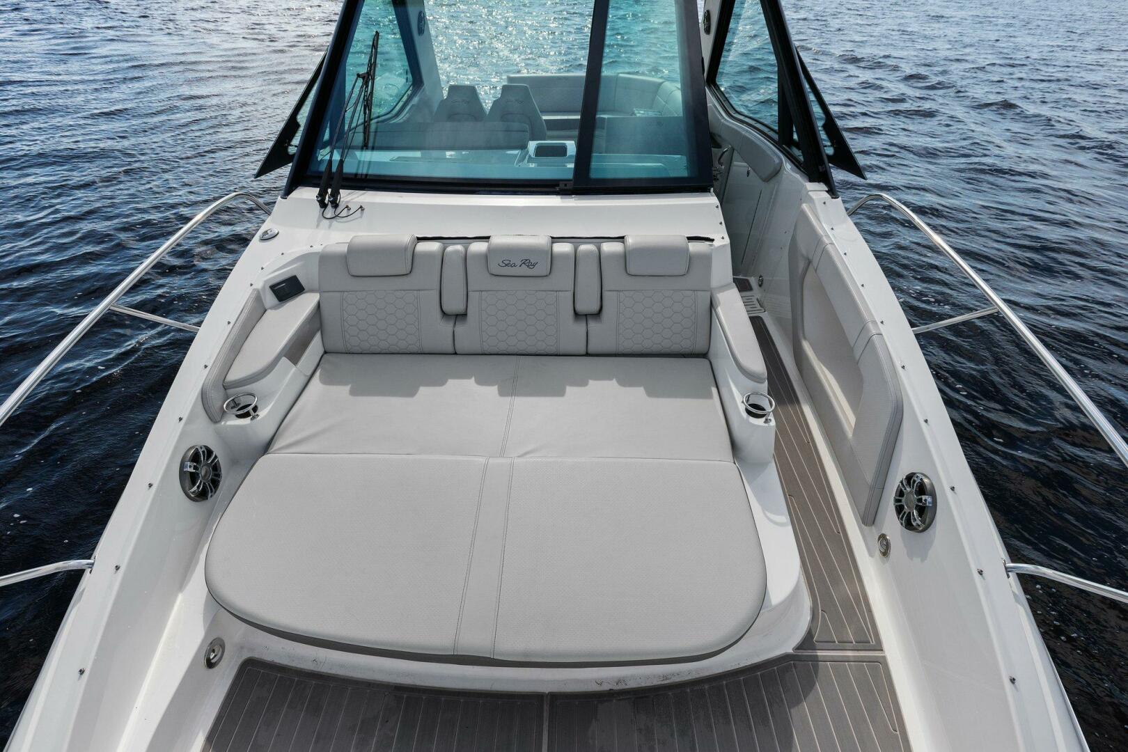 Slide: The Image of 2022 Sea Ray 32 Dancer - 4738800