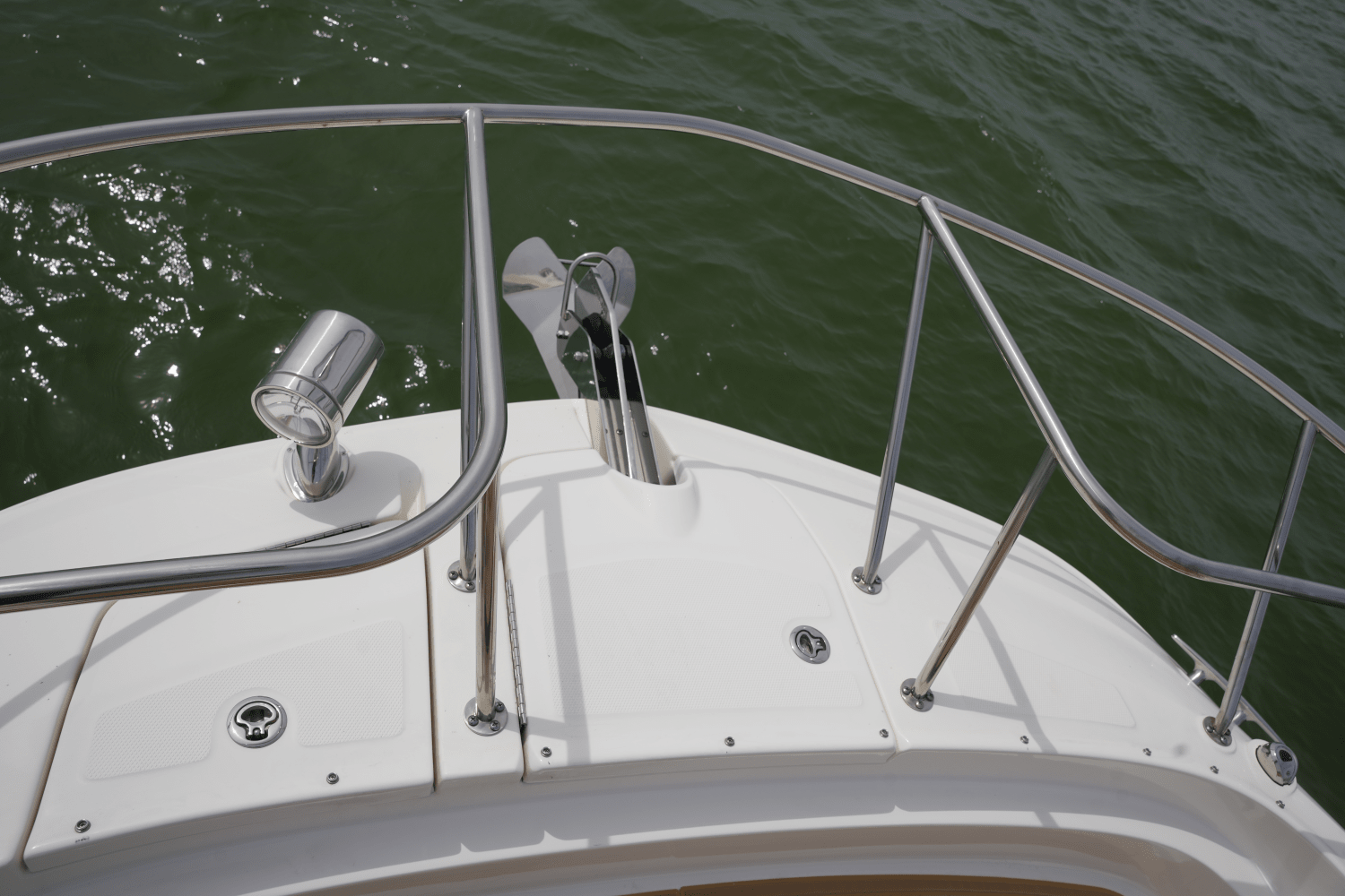 Slide: The Image of Sea Ray 320 SUNDANCER 2023 - 36