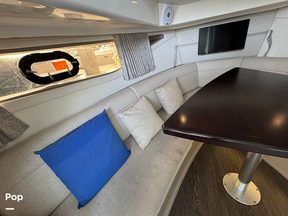 Slide: The Image of Sea Ray 320 SUNDANCER OB 2021 - 14961563