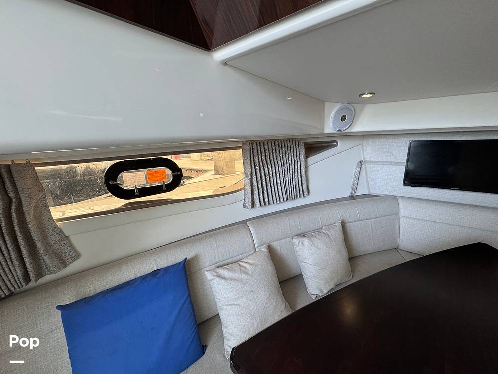 Slide: The Image of Sea Ray 320 SUNDANCER OB 2021 - 14961581