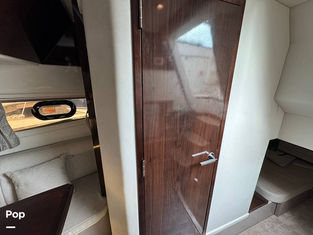 Slide: The Image of Sea Ray 320 SUNDANCER OB 2021 - 14961565