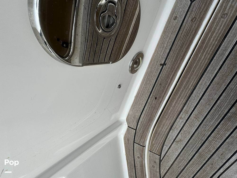 Slide: The Image of Sea Ray 320 SUNDANCER OB 2021 - 14961600
