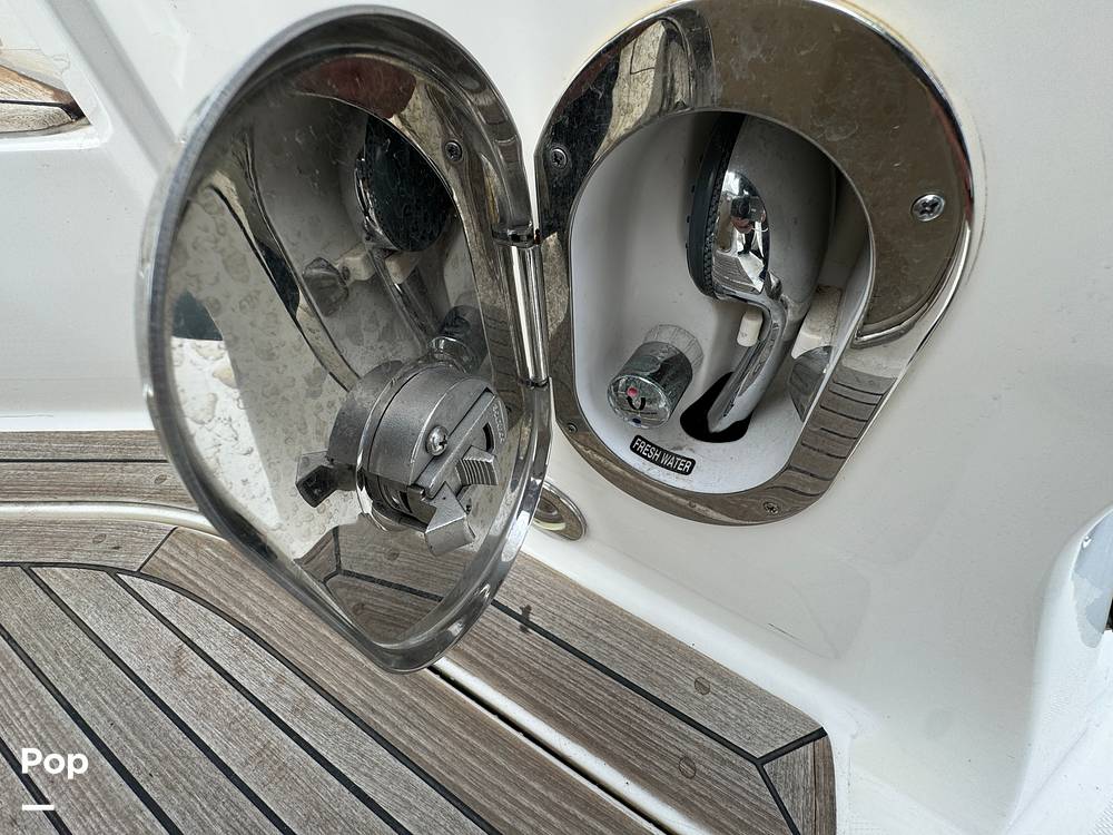 Slide: The Image of Sea Ray 320 SUNDANCER OB 2021 - 14961601